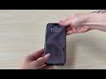 Insérer sous la coque du téléphone pour fixer une sangle