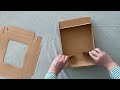 Boîte en carton avec fenêtre transparente
